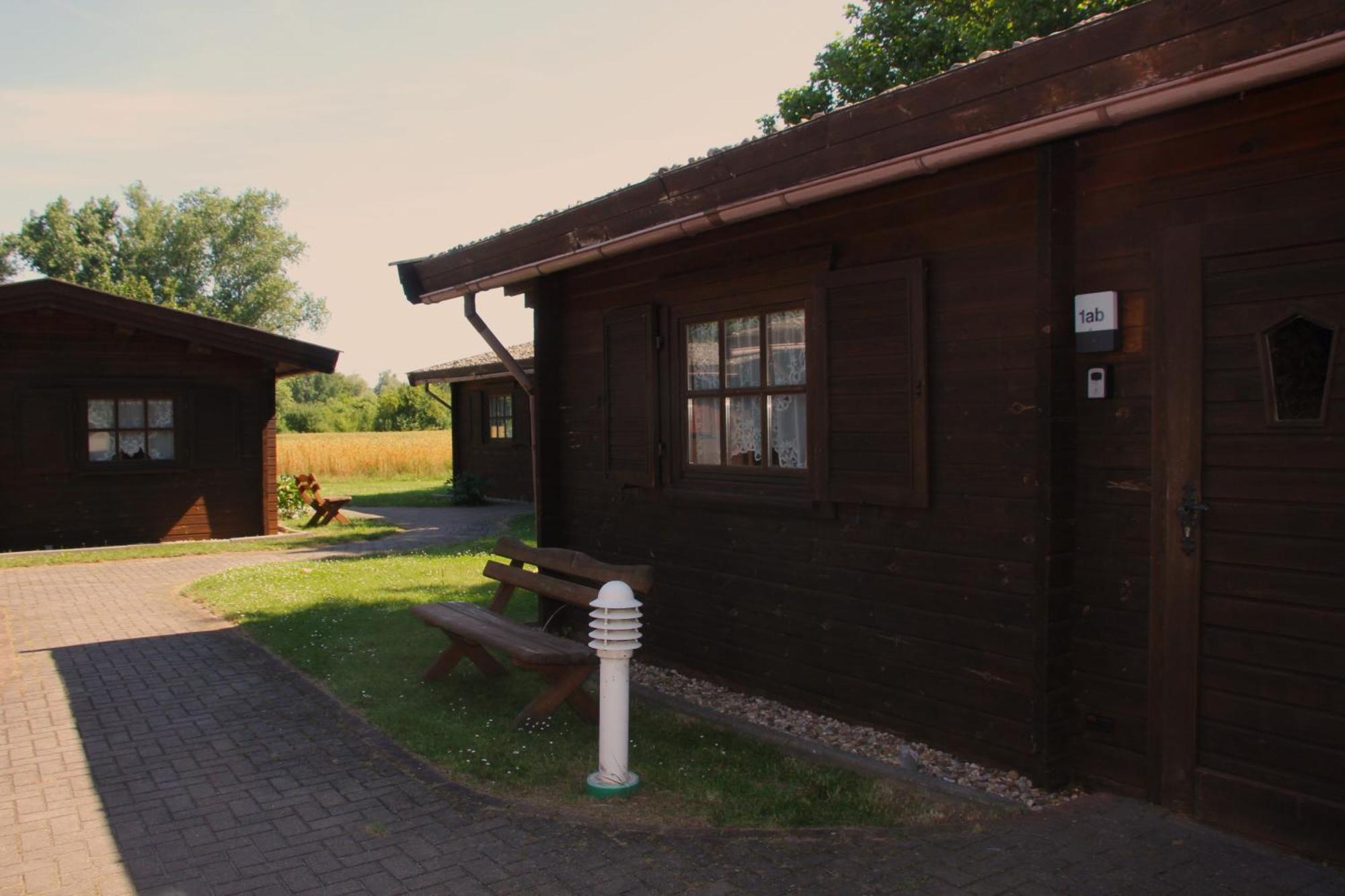 Abb Sportcenter Gaensefurth, Doppelzimmer Ohne Kueche, Standard Doppelzimmer Mit Kueche Hecklingen  ภายนอก รูปภาพ